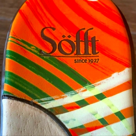 Leather Sofft Sandals - Picture 6 of 8